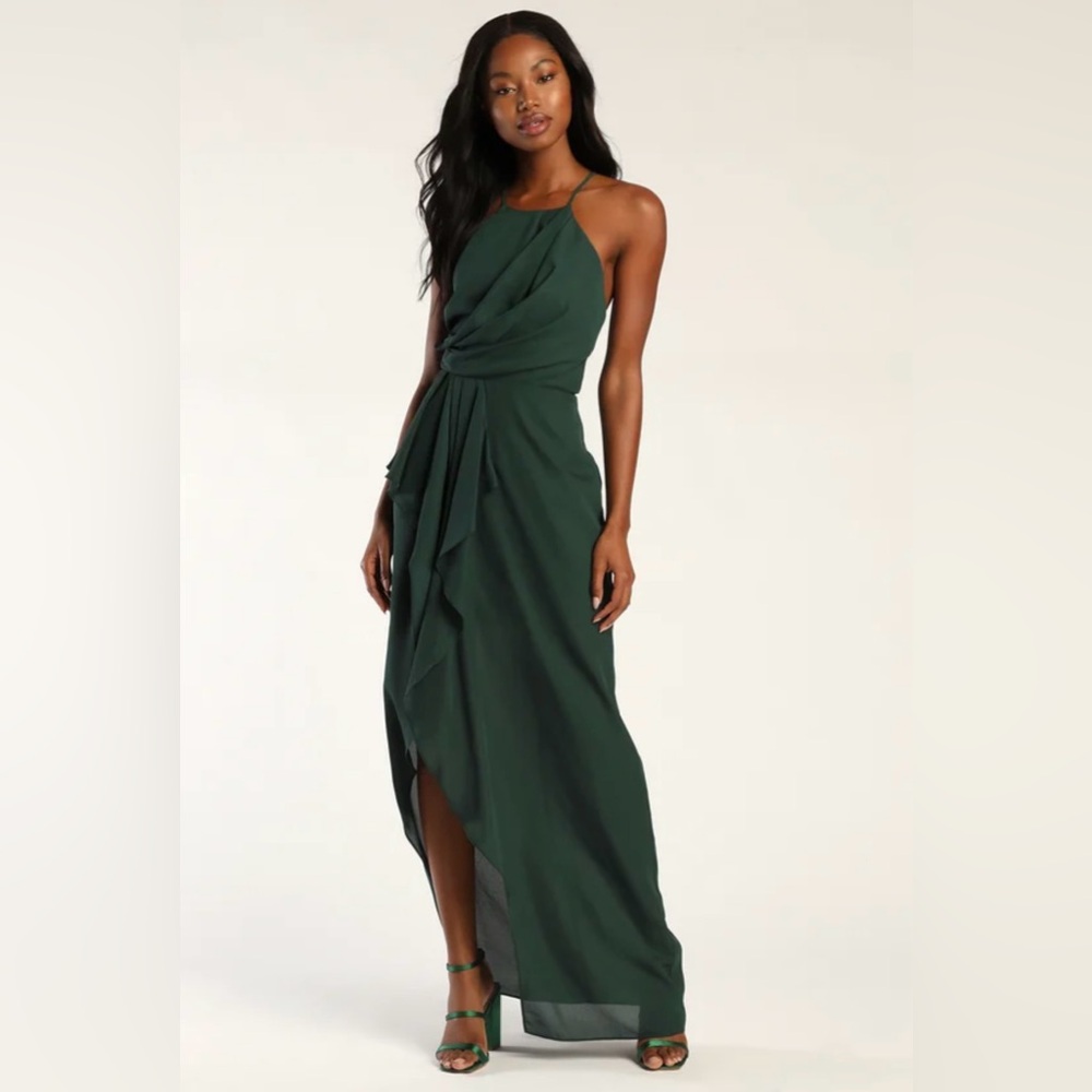 Lulus dark green ruffle maxi dress. Never worn!